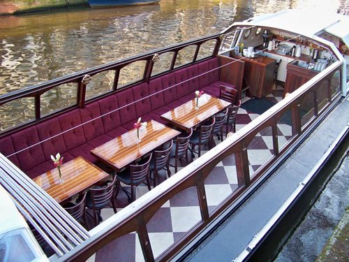 Canal barge 't Smidtje
