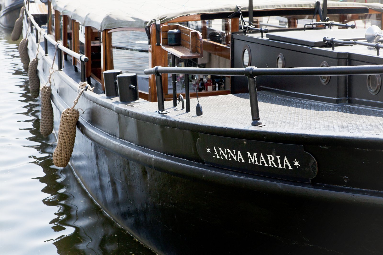 Canal boat Anna Maria