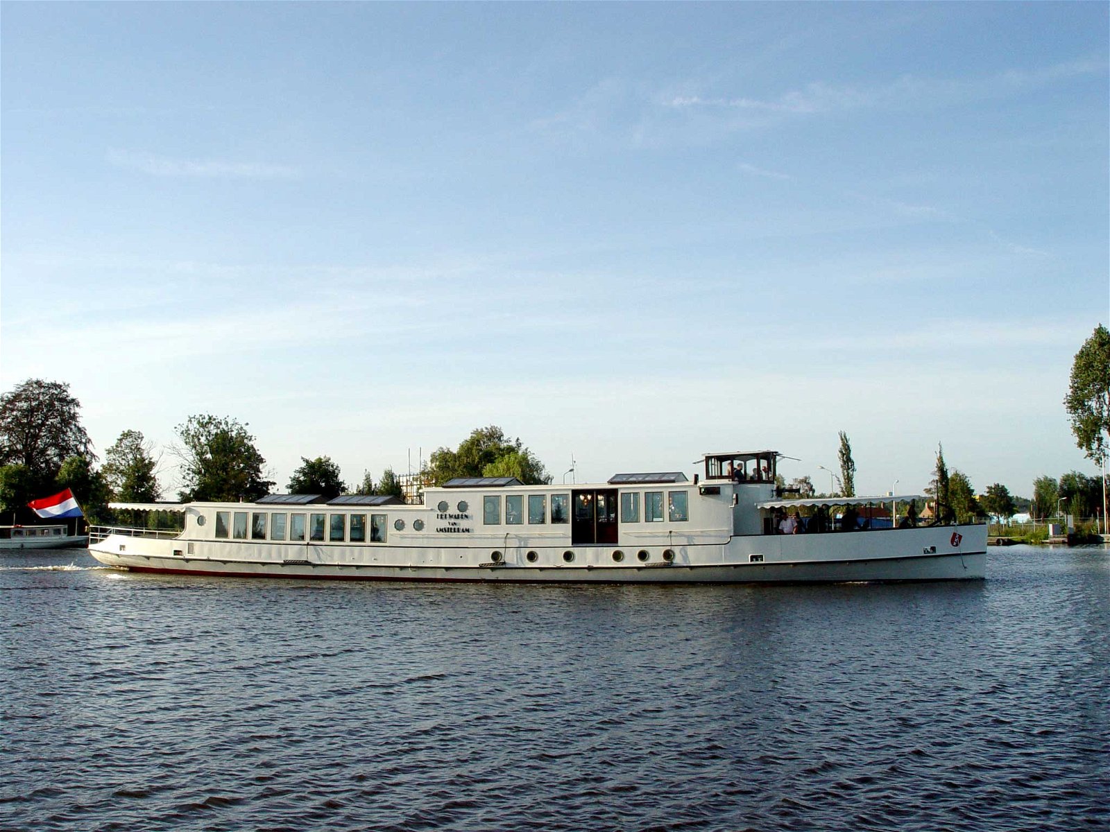 IJ boat Wapen van Amsterdam