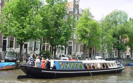 Canal barge Hildebrand Amsterdam