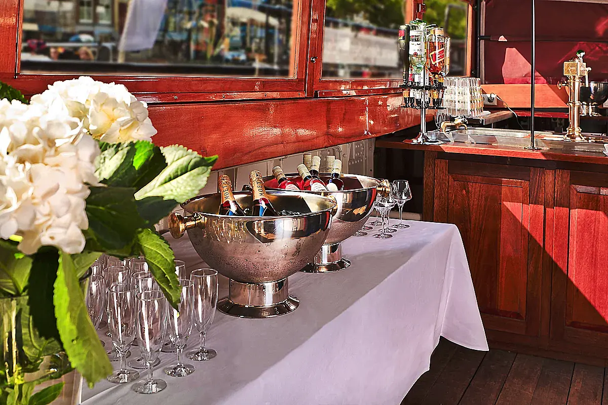 Amsterdam Boats Festive occasions header image